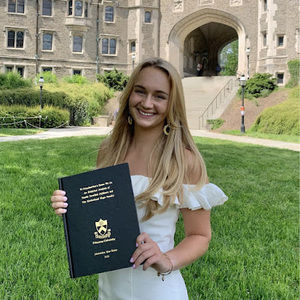 Meet your Posher, Alexandra